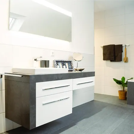 Apartment Lio Design Balkon Terrasse Parken Fur 4 Personen