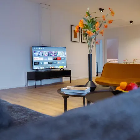 Apartment Lio Design Balkon Terrasse Parken Fur 4 Personen *