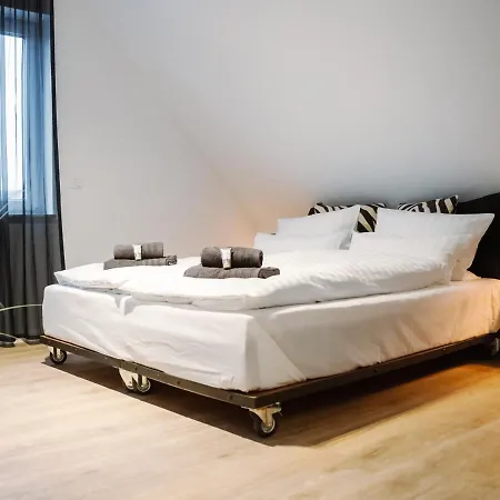 Lio Design Balkon Terrasse Parken Fur 4 Personen Apartment Bad Salzuflen
